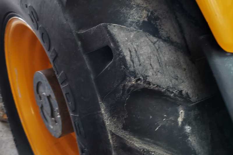 OmecoHub - Immagine JCB 3CX 